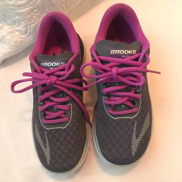 Brooks Running Shoes Pure Flow Purple Gray Athletic Sneakers Women Sz 6 Run Walk - Picture 9 of 11